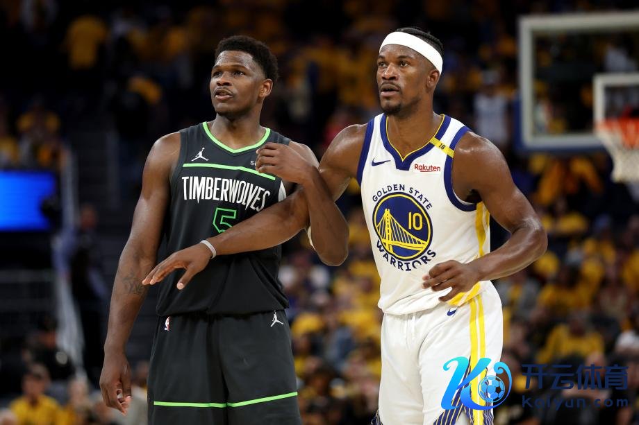 [图]爱德华兹36分巴特勒33分 丛林狼险胜英豪体育集锦