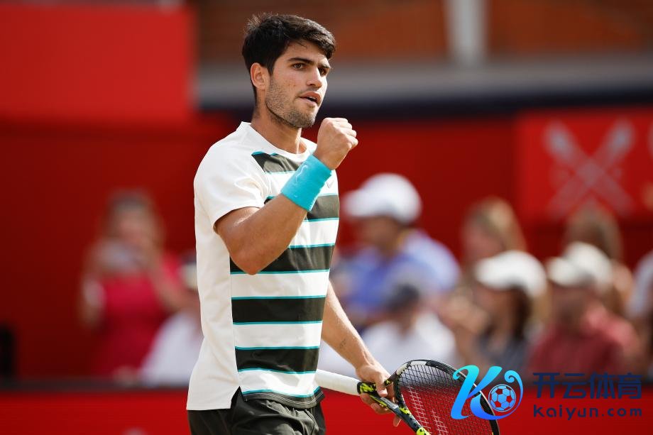 [图]阿尔卡拉斯打败阿古特 获利行状生计第250胜体育录像/图片